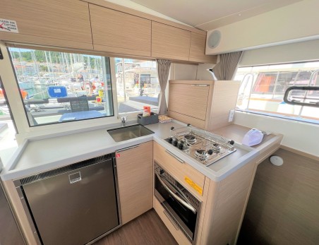 Lagoon 40 - 4 + 2 cab Wind Seeker | Czarter jachtu Chorwacja | Travelboat