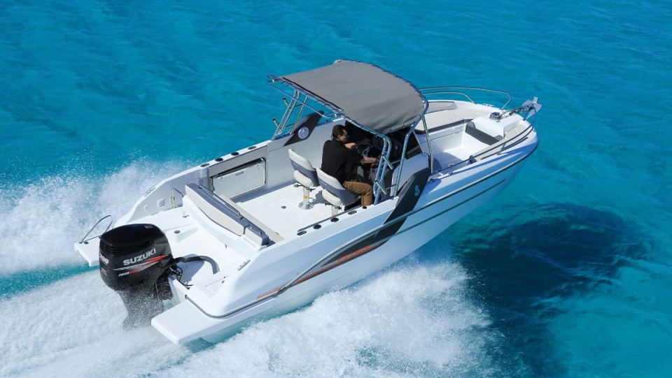 Beneteau Flyer 7.7 Space Deck | Yacht Charter Spain | Travelboat