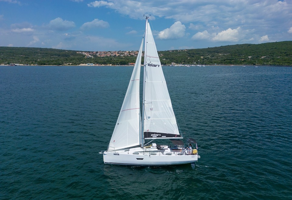Elan E4 | Czarter jachtu Chorwacja | Travelboat