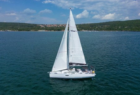Elan E4 | Czarter jachtu Chorwacja | Travelboat