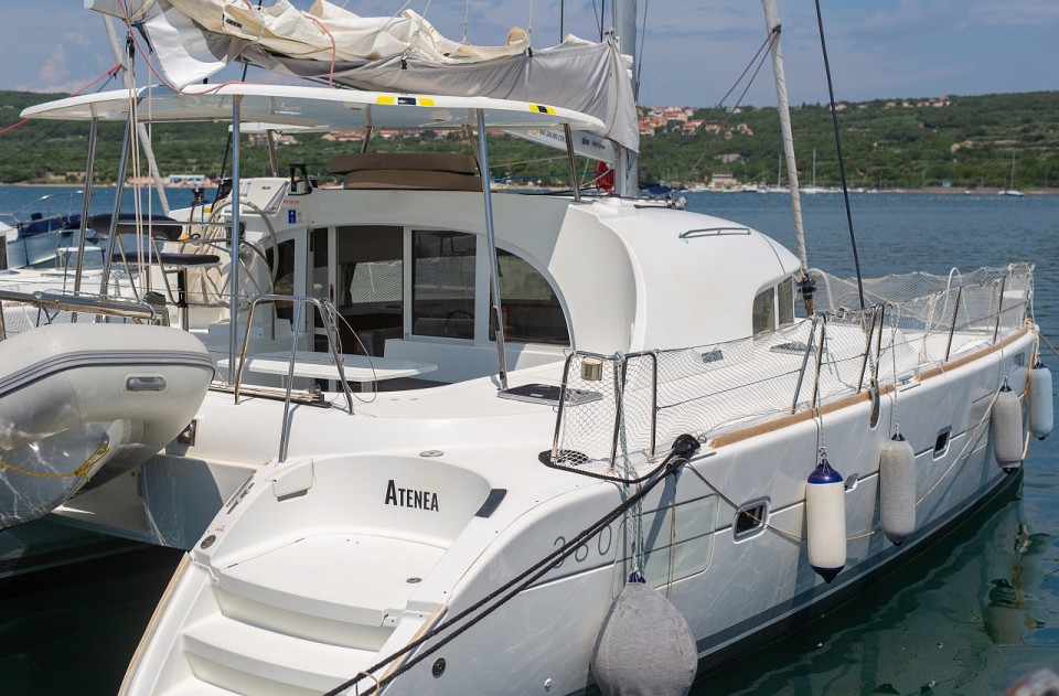 Lagoon 380 S2 | Yacht Charter Croatia | Travelboat