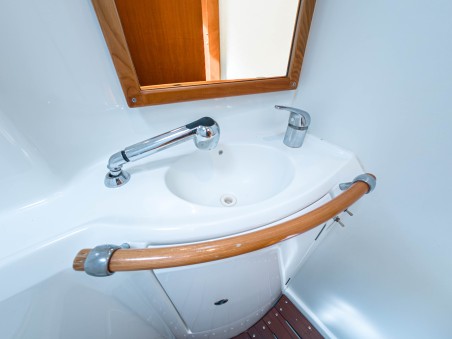 Lagoon 380 S2 | Yacht Charter Croatia | Travelboat