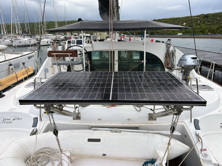 Lagoon 380 S2 | Yacht Charter Croatia | Travelboat