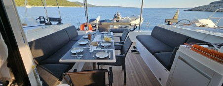 Nautitech 40 Open | Czarter jachtu Chorwacja | Travelboat
