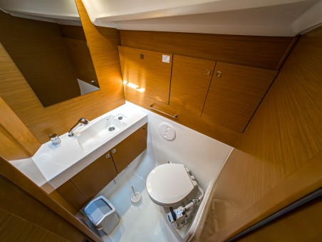 Jeanneau Sun Odyssey 519 | Yacht Charter Croatia | Travelboat