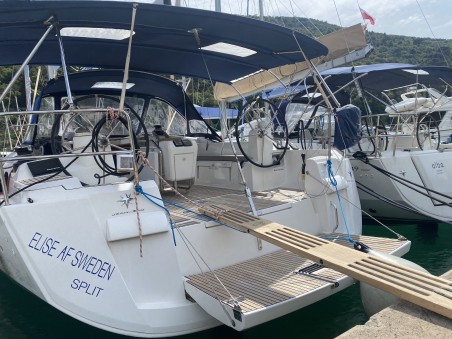 Jeanneau Sun Odyssey 519 | Yacht Charter Croatia | Travelboat