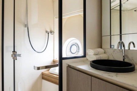 Azimut / Benetti Yachts Azimut Magellano 60 Amparito XIII