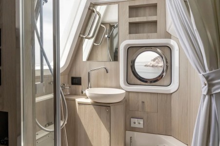 Azimut / Benetti Yachts Azimut Magellano 60 Amparito XIII