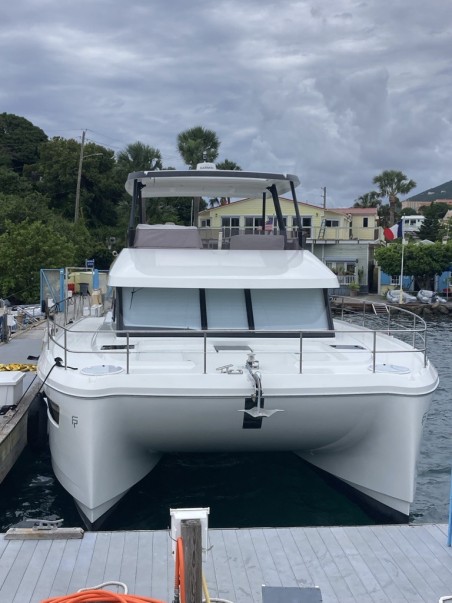 Fountaine Pajot MY6 | Yacht Charter US Virgin Islands | Travelboat