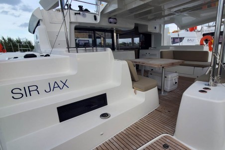 Lagoon 46 | Yacht Charter Bahamas | Travelboat