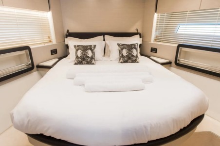 Azimut / Benetti Yachts Azimut 72 Fly Alyss