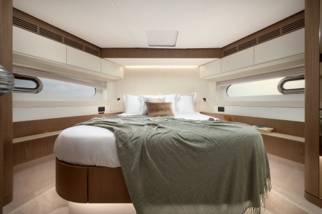 Azimut / Benetti Yachts Azimut Magellano 66 Ava 2