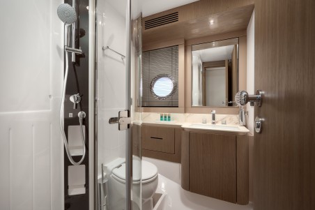 Azimut / Benetti Yachts Azimut Magellano 66 Ava 2