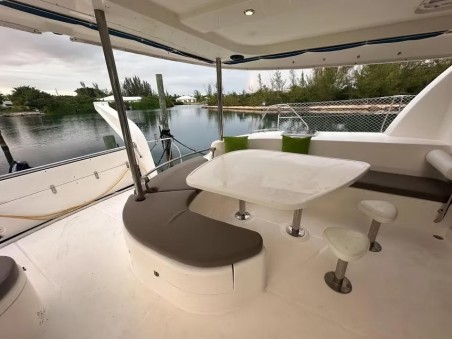 Leopard Catamarans / Robertson & Caine Leopard 46 - 4 cab. Marine Venus