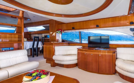 Ferretti Yachts 730 | Yacht Charter Italy | Travelboat