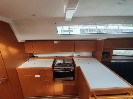 Bavaria C42 | Yacht Charter Croatia | Travelboat