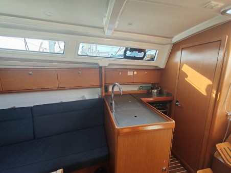 Bavaria Cruiser 34 | Yacht Charter Croatia | Travelboat