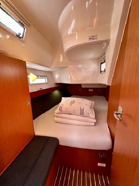 Bavaria Cruiser 37 | Yacht Charter Croatia | Travelboat