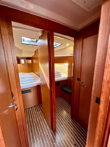Bavaria Cruiser 46 - 4 cab. | Yacht Charter Croatia | Travelboat