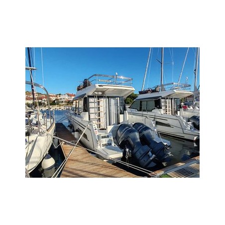 Merry Fisher 1095 Fly | Yacht Charter Croatia | Travelboat