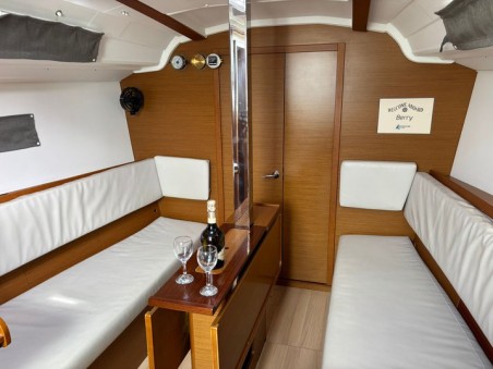 Jeanneau Sun Odyssey 349 - 3 cab. Berry