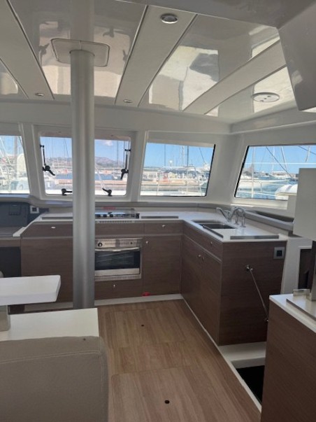 Bali Catspace | Czarter jachtu Włochy | Travelboat