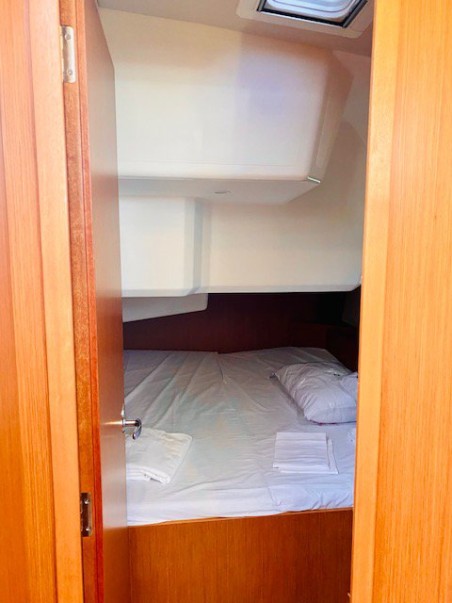 Bavaria C42 | Yacht Charter Italy | Travelboat