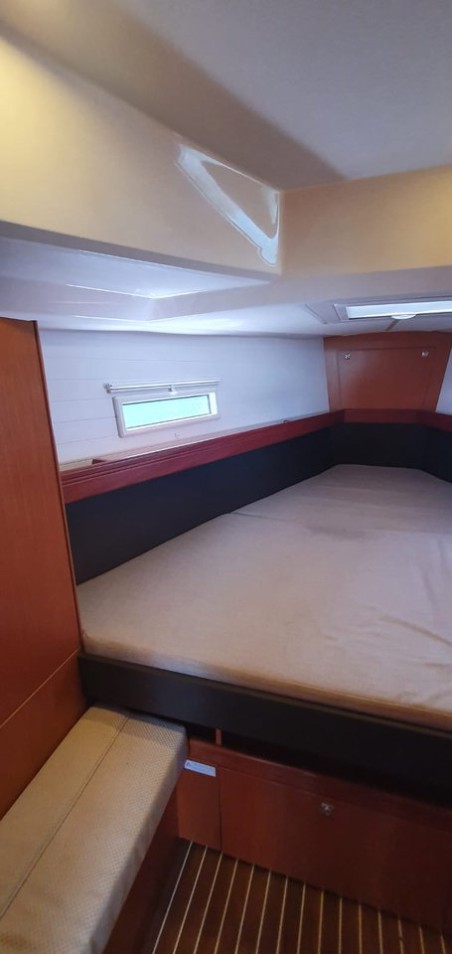 Bavaria Cruiser 41 | Yacht Charter Italy | Travelboat