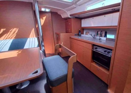 Dufour 430 | Yacht Charter Italy | Travelboat