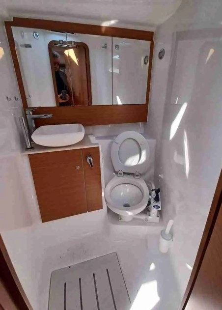 Dufour 430 | Yacht Charter Italy | Travelboat