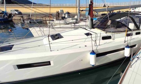 Beneteau Sun Loft 47 | Yacht Charter Italy | Travelboat