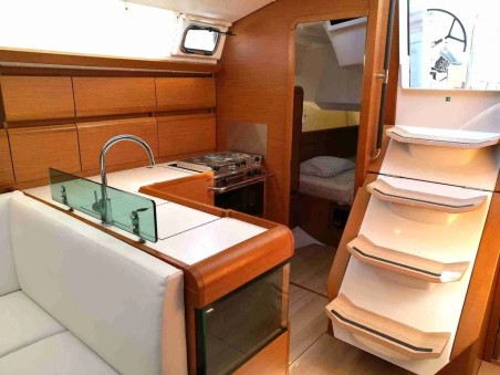 Sun Odyssey 449 | Czarter jachtu Włochy | Travelboat
