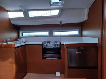 Beneteau Sun Odyssey 490 - 5 cab. | Czarter jachtu Włochy | Travelboat