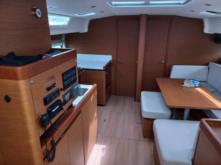 Beneteau Sun Odyssey 490 - 5 cab. | Czarter jachtu Włochy | Travelboat