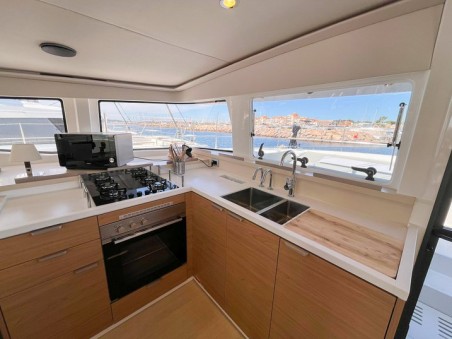 Catana Group Bali 4.4 - 3 cab. Obiwan