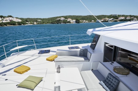 Bali 4.4 | Czarter jachtu Francja | Travelboat
