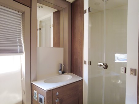 Catana Group Bali 4.4 - 4 + 1 cab. Seasight