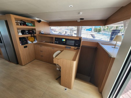 Bali 5.8 | Czarter jachtu Francja | Travelboat