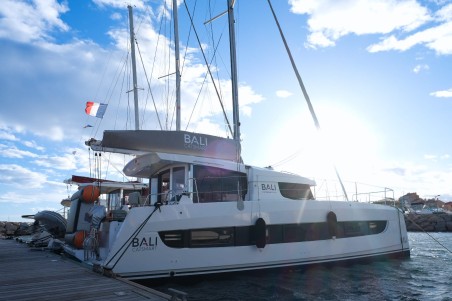 Bali Catsmart | Czarter jachtu Francja | Travelboat