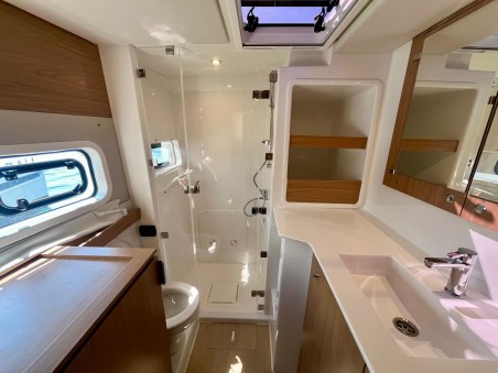 Bali Catspace OW | Czarter jachtu Francja | Travelboat