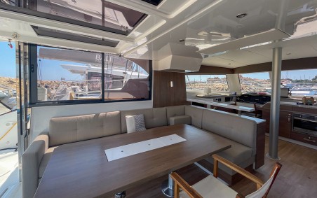 Bali Catspace OW | Czarter jachtu Francja | Travelboat