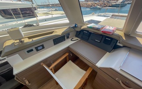 Bali Catspace OW | Czarter jachtu Francja | Travelboat
