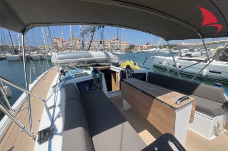 Dufour 41 - 3 cab. | Yacht Charter France | Travelboat