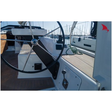Dufour 430 | Yacht Charter France | Travelboat