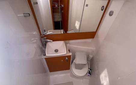 Dufour 430 | Yacht Charter France | Travelboat