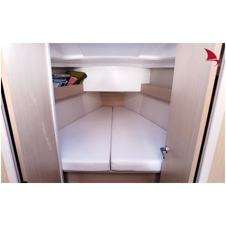Oceanis 30.1 | Czarter jachtu Francja | Travelboat