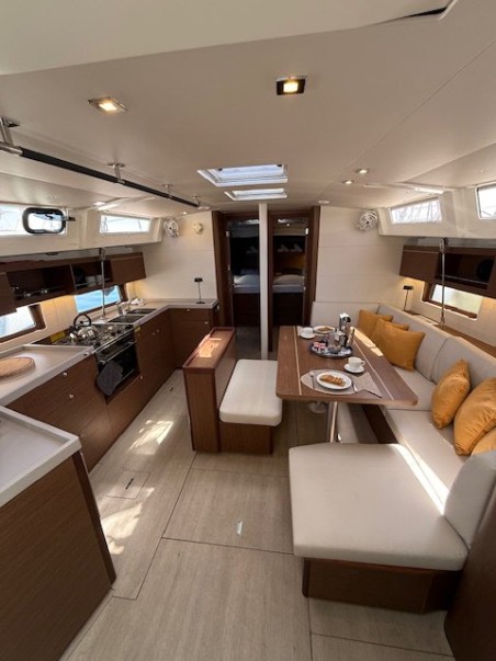 Beneteau Oceanis 46.1 | Yacht Charter Greece | Travelboat