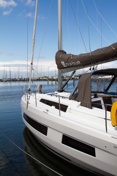 Dufour 41 - 3 cab. | Yacht Charter Germany | Travelboat
