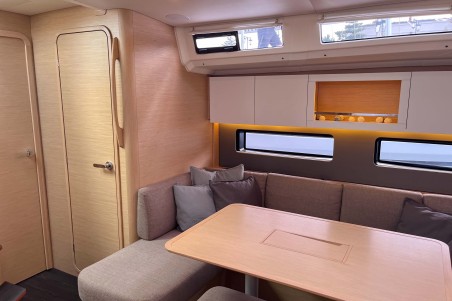 Dufour 41 - 3 cab. | Yacht Charter Germany | Travelboat