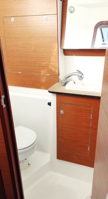 Dufour 460 GL | Yacht Charter Italy | Travelboat